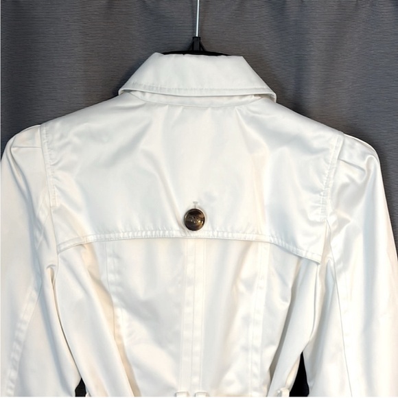 Ruffled front zip tie jacket - Picture 11 of 12